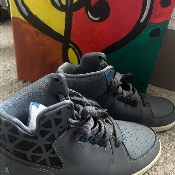 Jorden Basketball 🏀 Sneakers!! - Picture 8 of 8